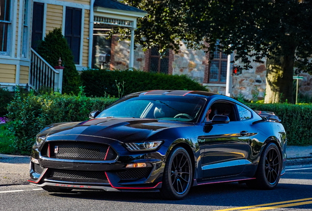 Ford Mustang Shelby GT350R 2015
