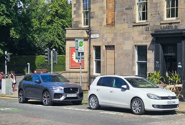 Jaguar F-PACE SVR