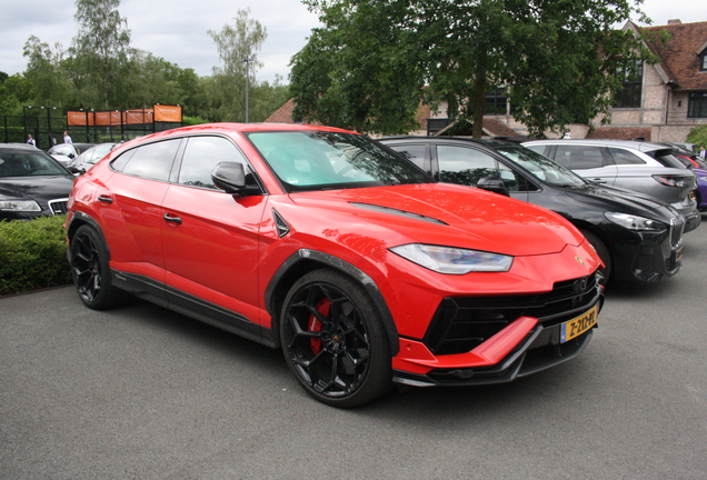 Lamborghini Urus Performante
