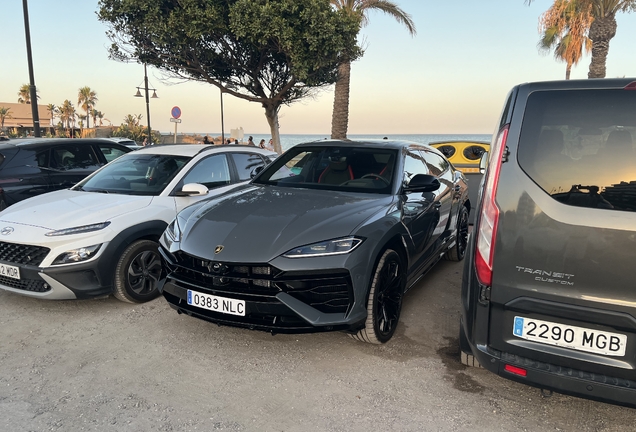 Lamborghini Urus SE