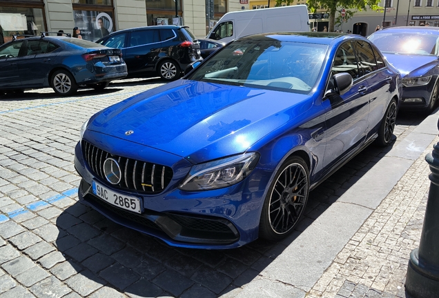 Mercedes-AMG C 63 S W205