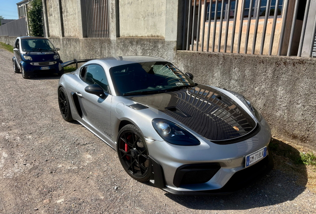 Porsche 718 Cayman GT4 RS Weissach Package