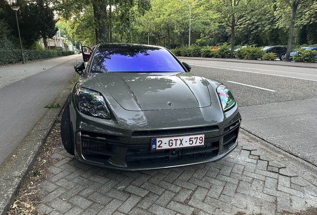 Porsche 972 Panamera Turbo S E-Hybrid