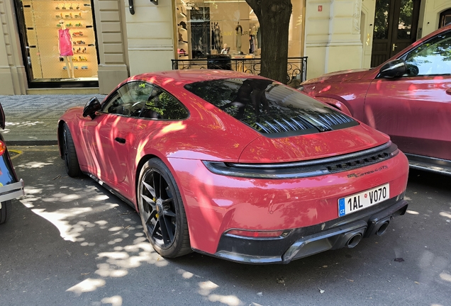 Porsche 992 Carrera 4 GTS MkII