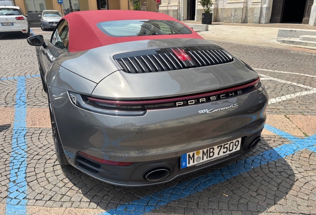 Porsche 992 Carrera 4S Cabriolet MkI