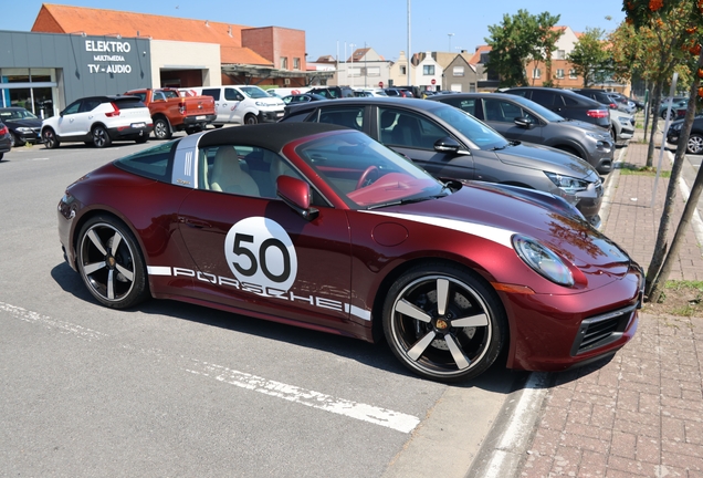 Porsche 992 Targa 4S MkI Heritage Design Edition