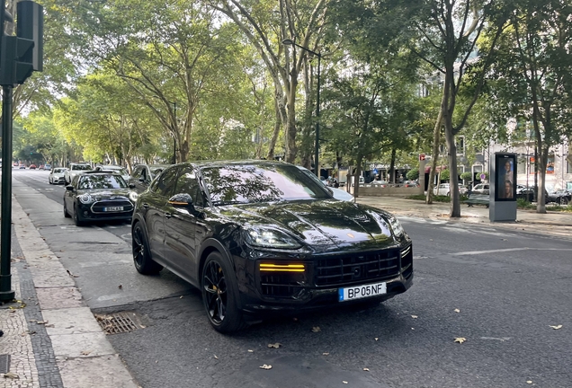 Porsche Cayenne Coupé Turbo E-Hybrid