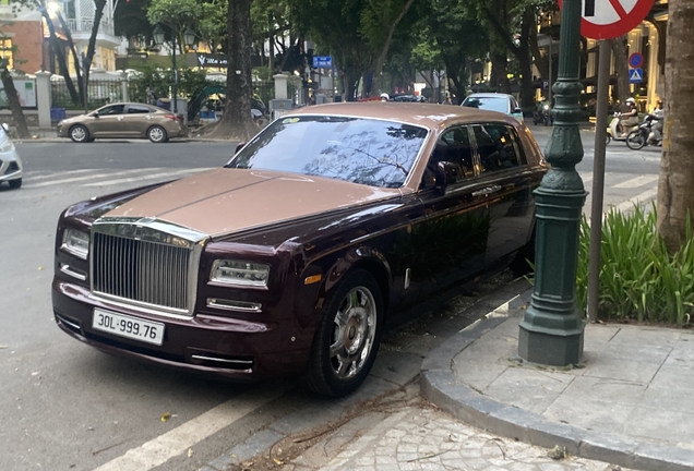 Rolls-Royce Phantom EWB Series II Dong Son Collection