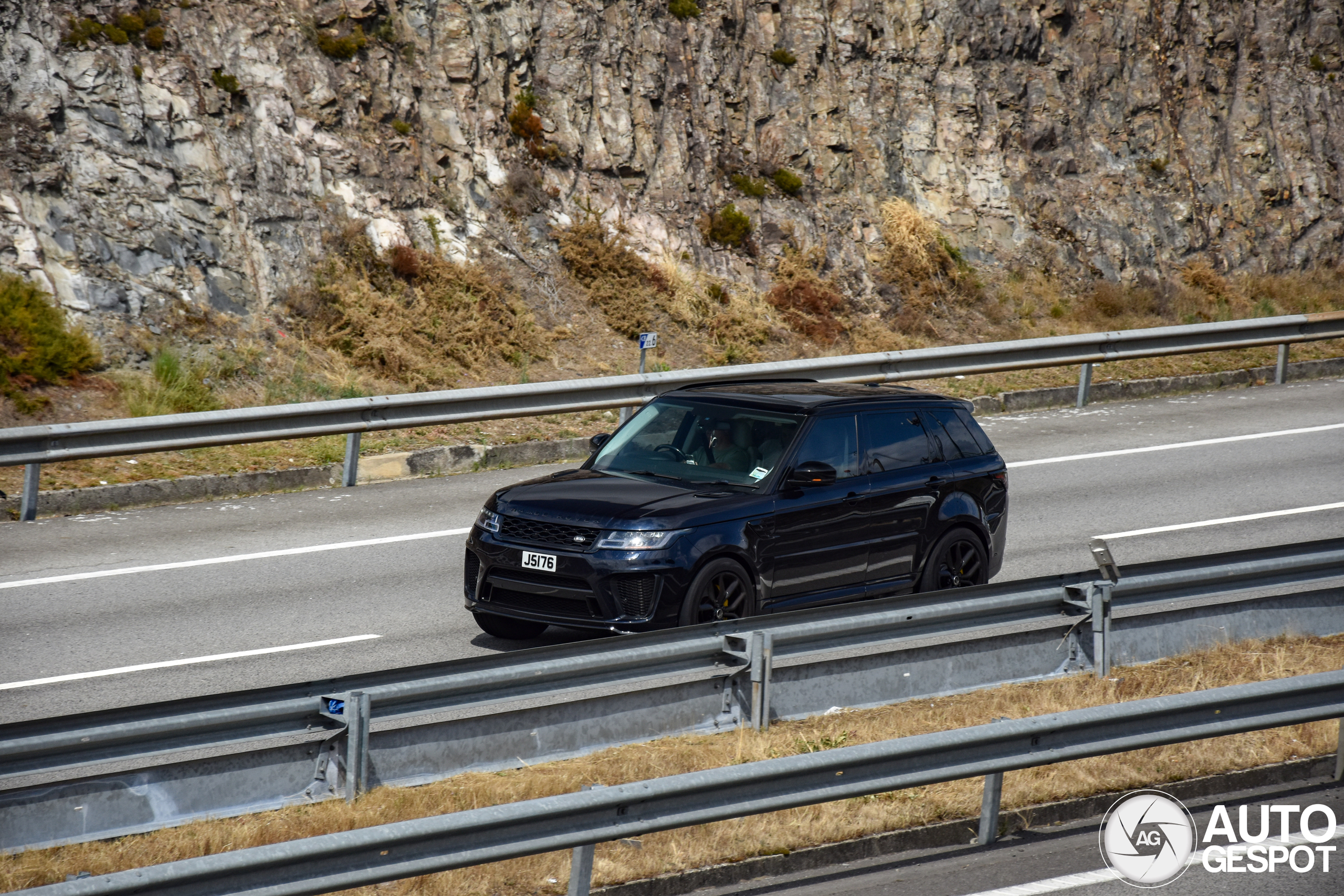 Land Rover Range Rover Sport SVR 2018 13 July 2026 Autogespot Land Rover Range Rover Sport SVR 2018 13 July 2026 Autogespot