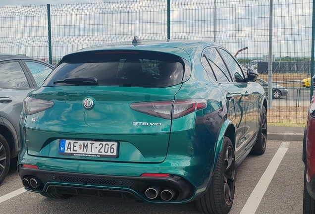 Alfa Romeo Stelvio Quadrifoglio 2023