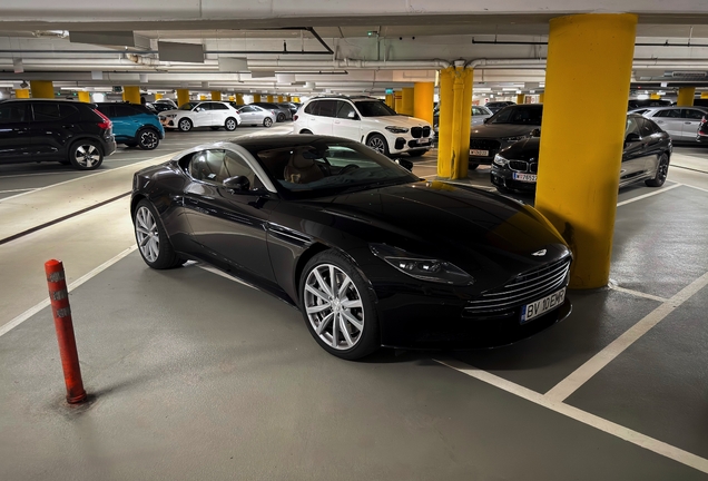 Aston Martin DB11 V8