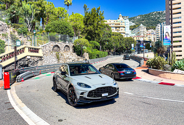 Aston Martin DBX707