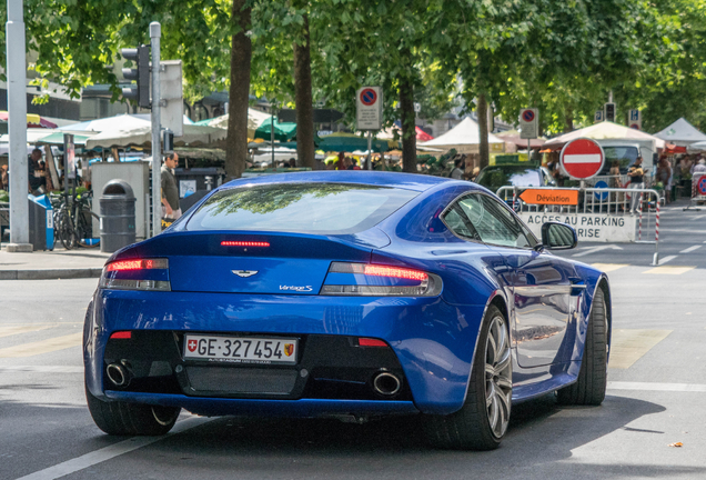 Aston Martin V8 Vantage S