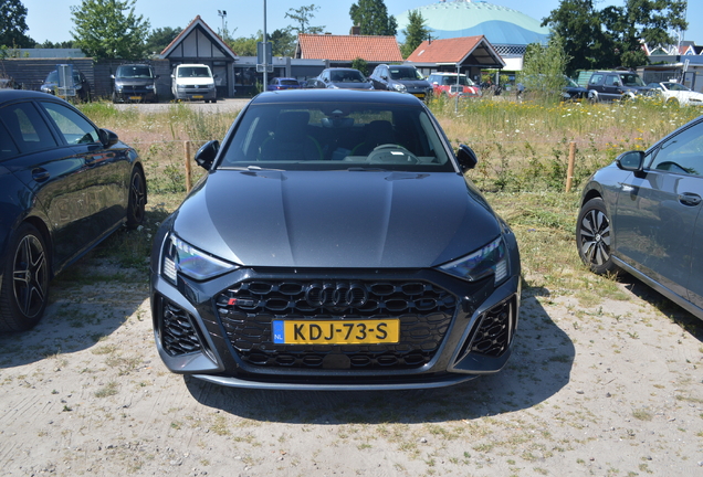 Audi RS3 Sedan 8Y