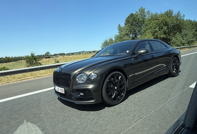 Bentley Flying Spur Hybrid S
