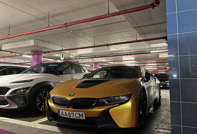 BMW i8