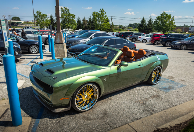 Dodge Challenger SRT Hellcat Widebody Convertible