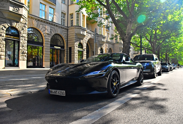 Ferrari Roma Spider