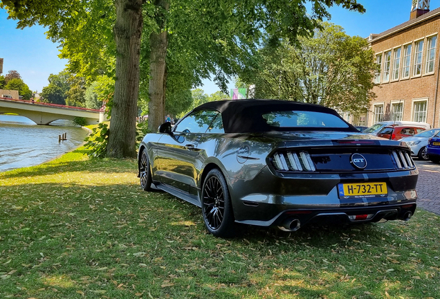 Ford Mustang GT Convertible 2015