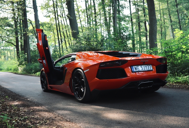 Lamborghini Aventador LP700-4