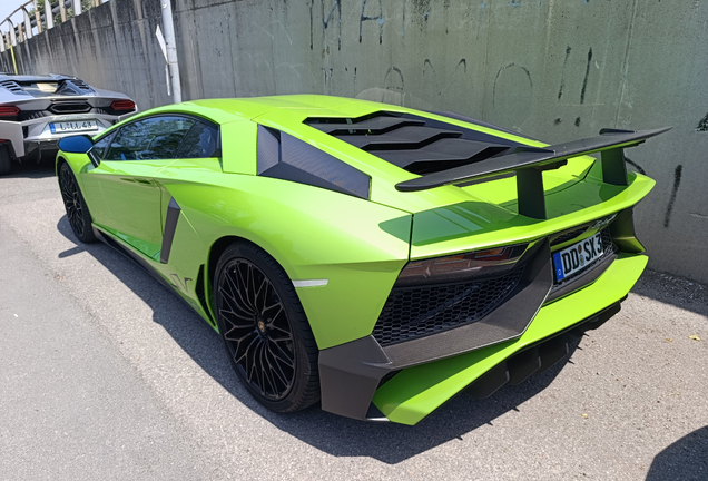 Lamborghini Aventador LP750-4 SuperVeloce