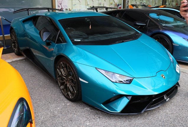 Lamborghini Huracán LP640-4 Performante