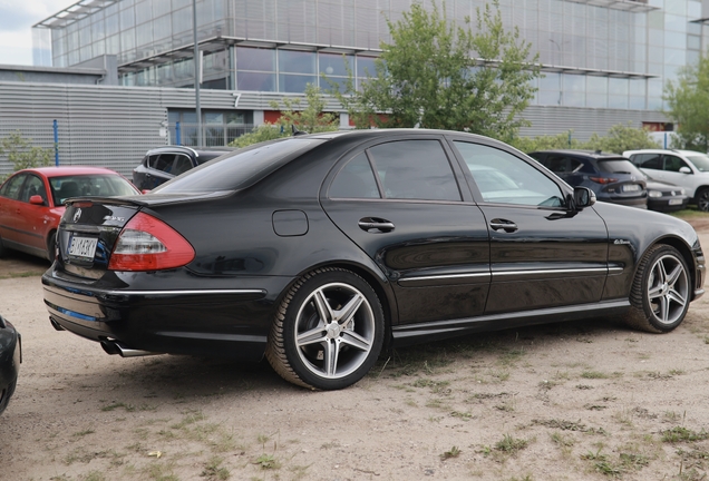 Mercedes-Benz E 63 AMG