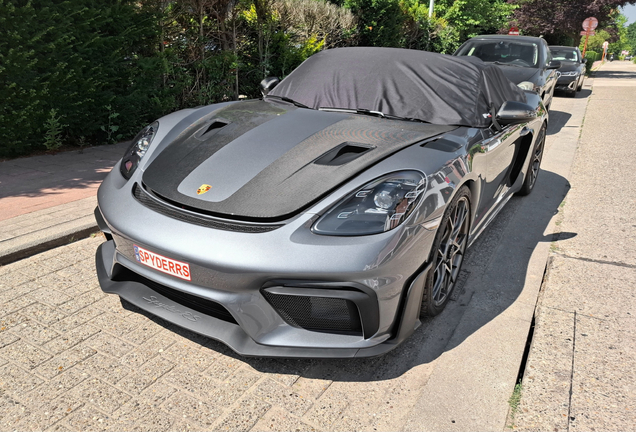 Porsche 718 Spyder RS Weissach Package