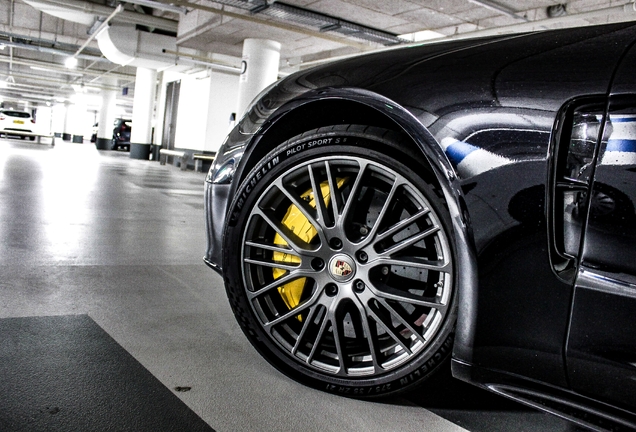Porsche 971 Panamera Turbo S E-Hybrid Sport Turismo MkII