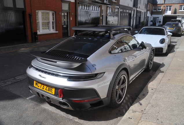 Porsche 992 Dakar