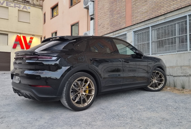 Porsche Cayenne Coupé Turbo E-Hybrid