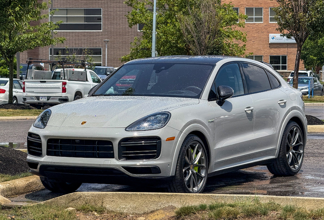Porsche Cayenne Coupé Turbo S E-Hybrid