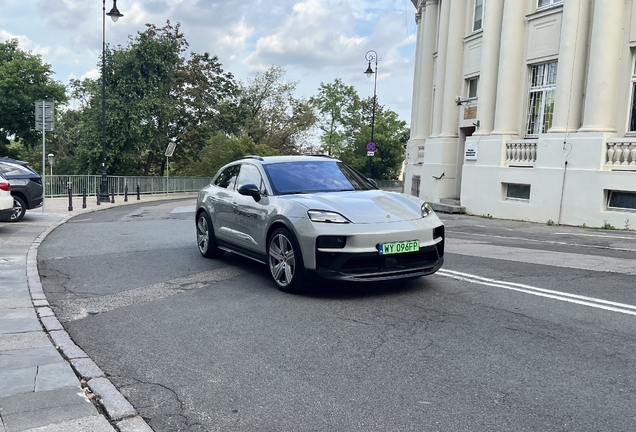 Porsche Macan EV GTS