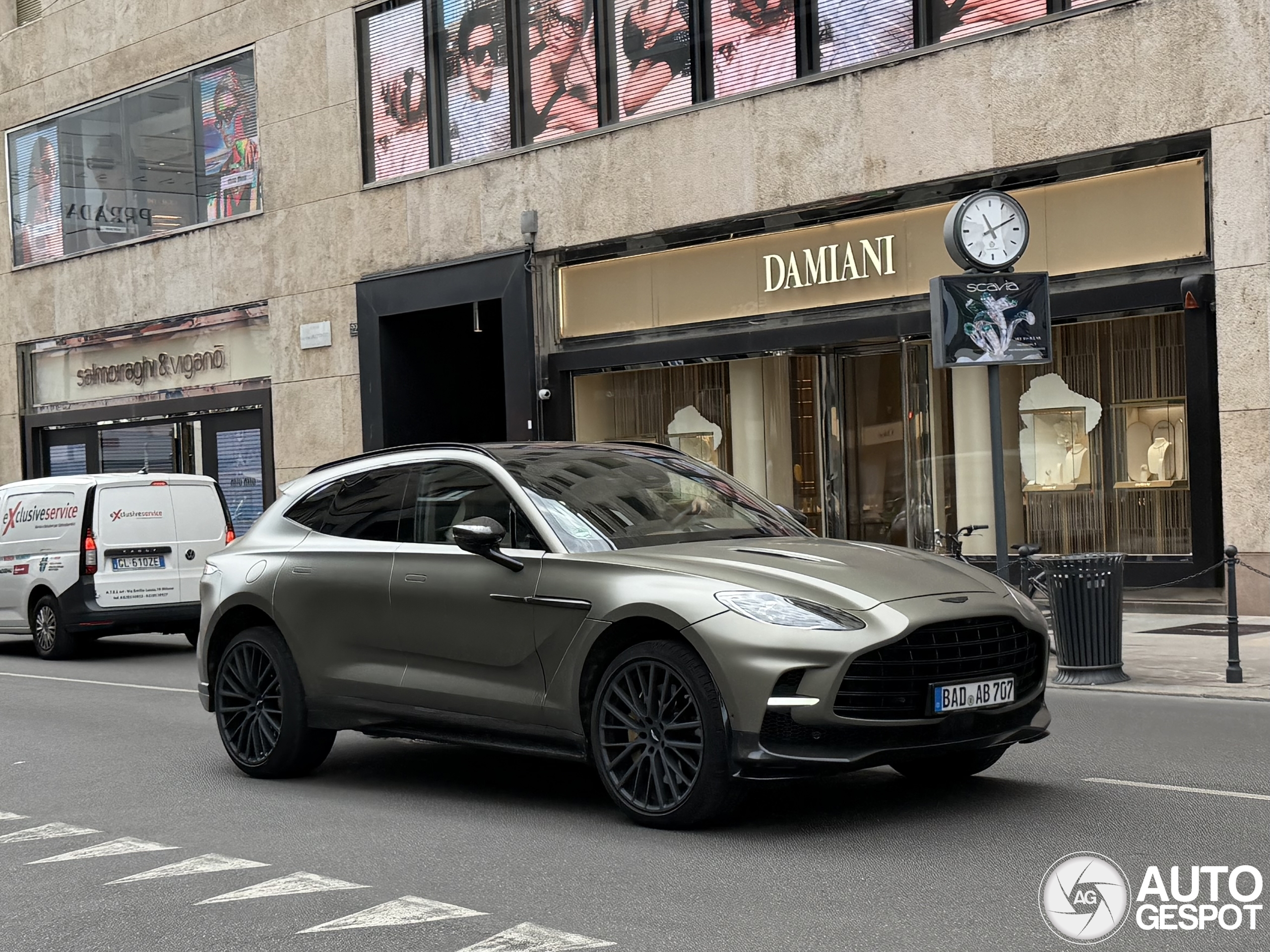 Aston Martin DBX707 - 14 July 2026 - Autogespot