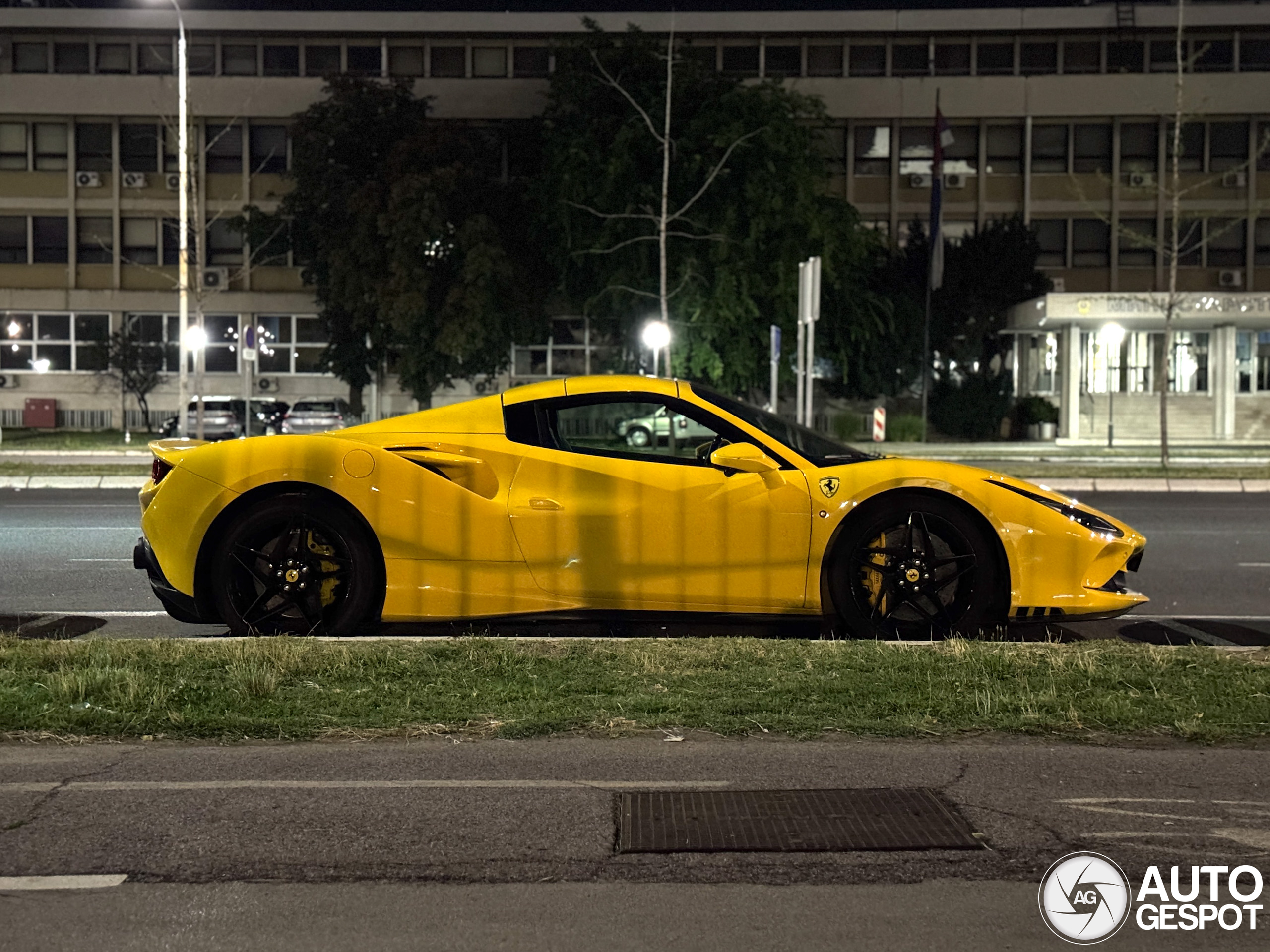Ferrari F8 Spider