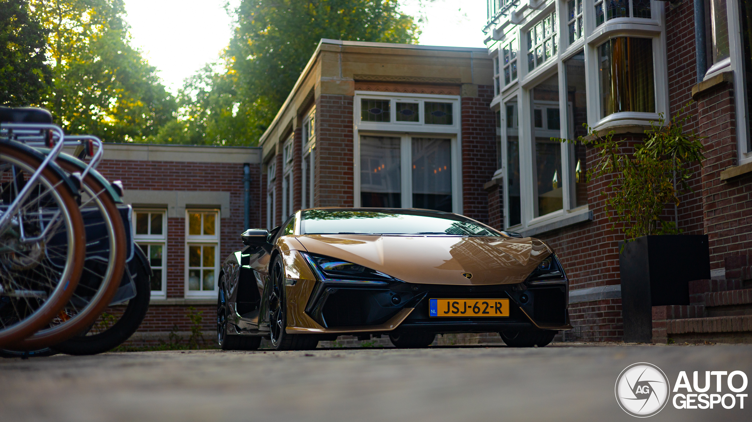Lamborghini Revuelto met uniek kleurverloop