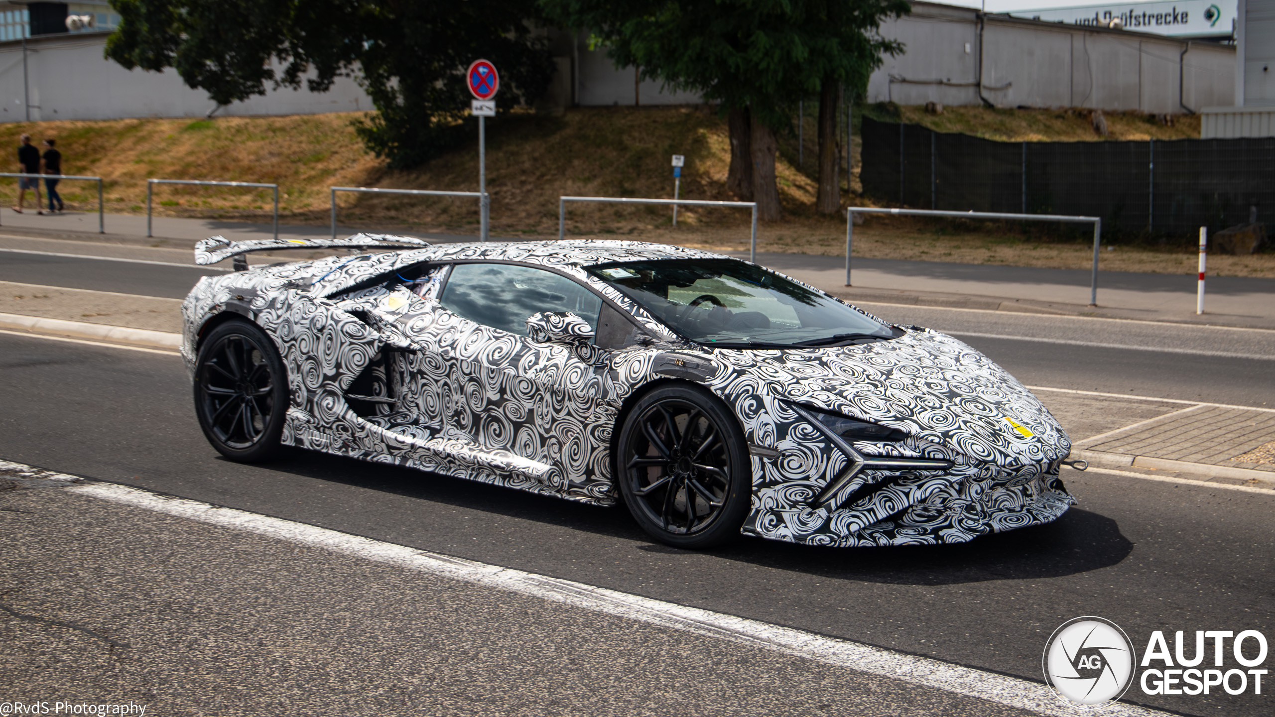 Lamborghini revuelto superveloce