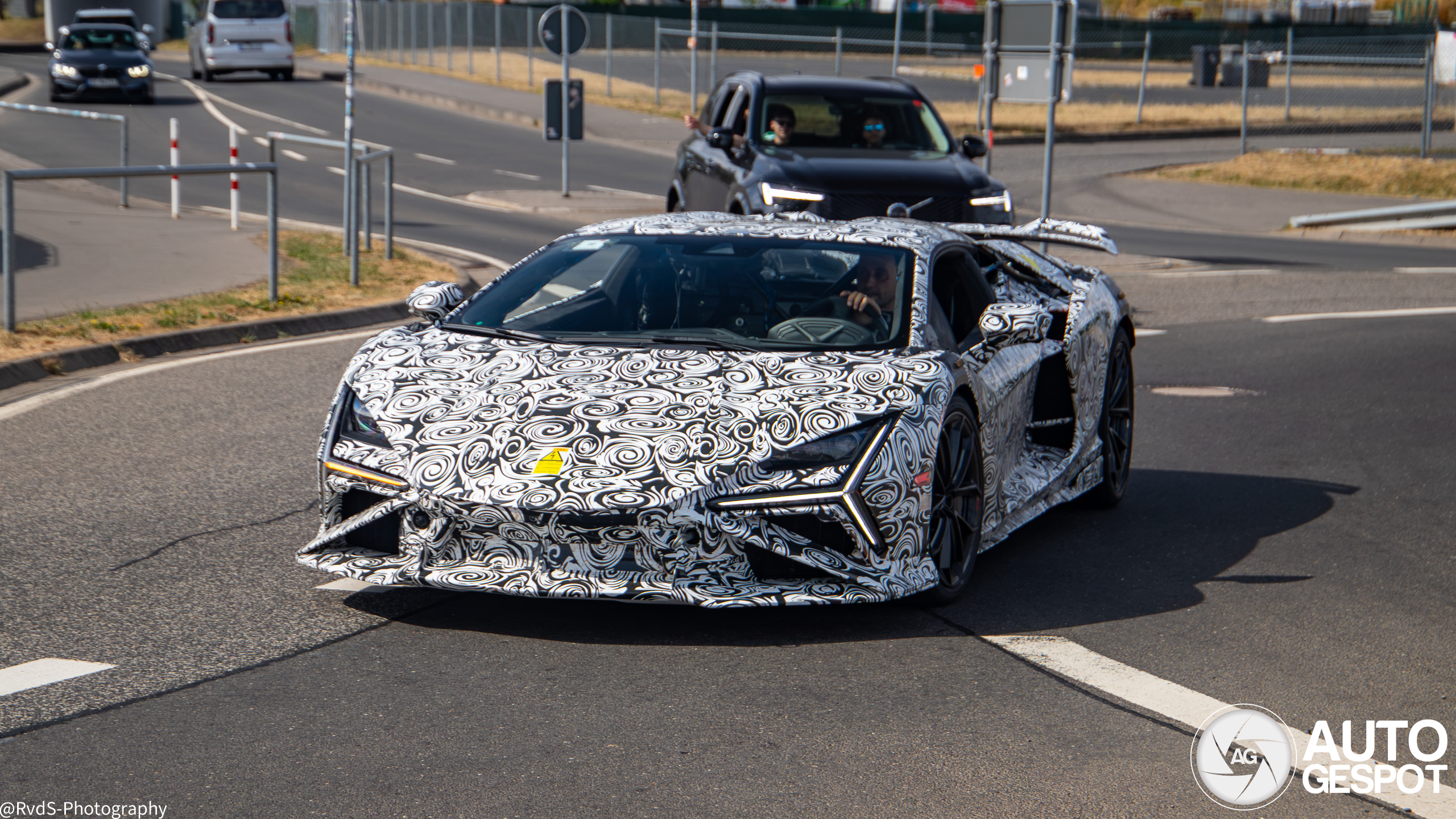Lamborghini revuelto superveloce