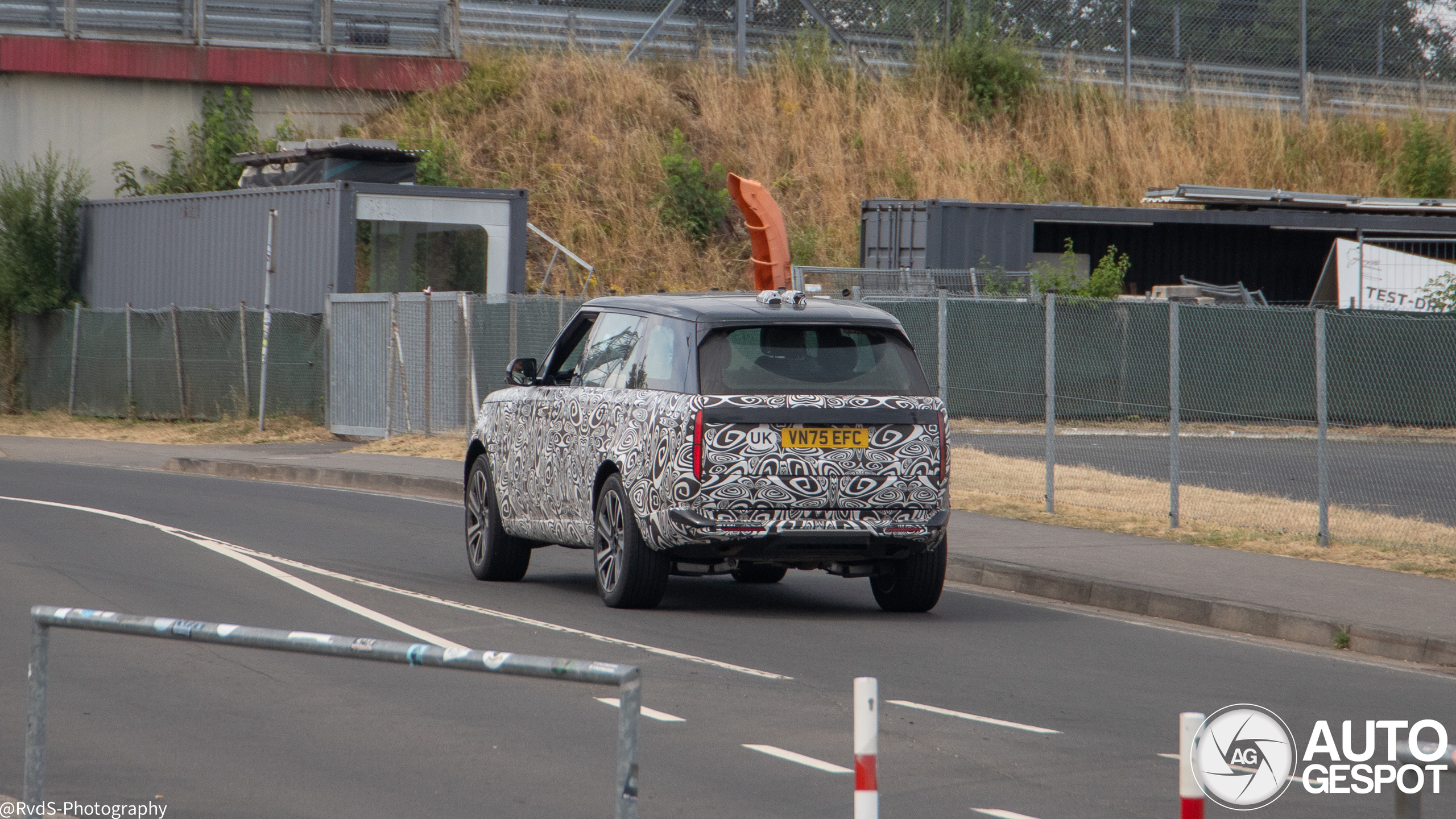 Land rover range rover 2027