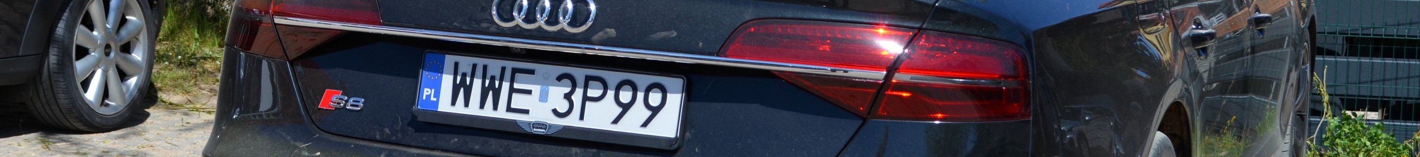 Audi S8 D4