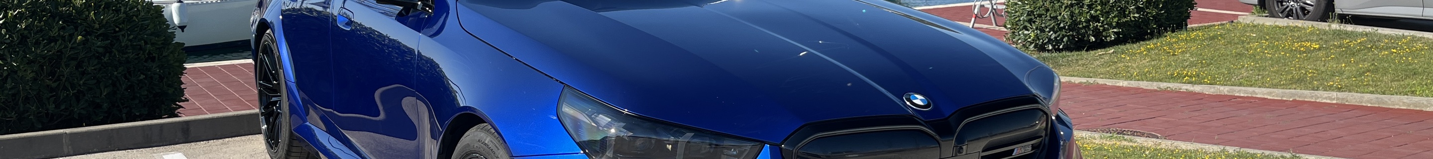 BMW M5 G90