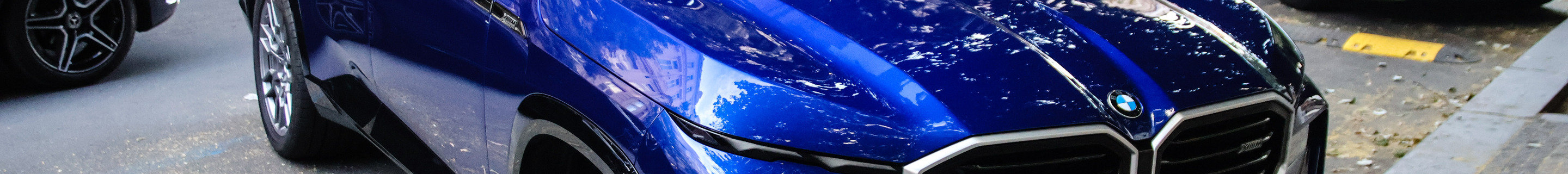 BMW XM G09