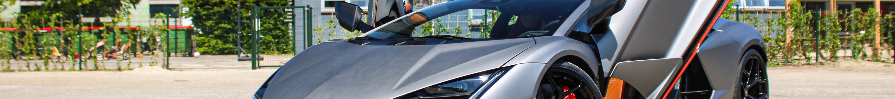 Lamborghini Revuelto
