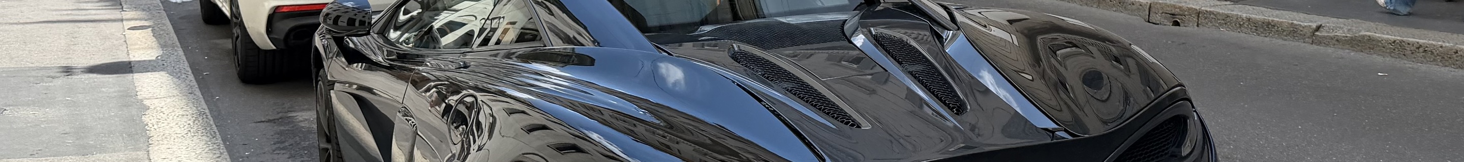 McLaren 570S