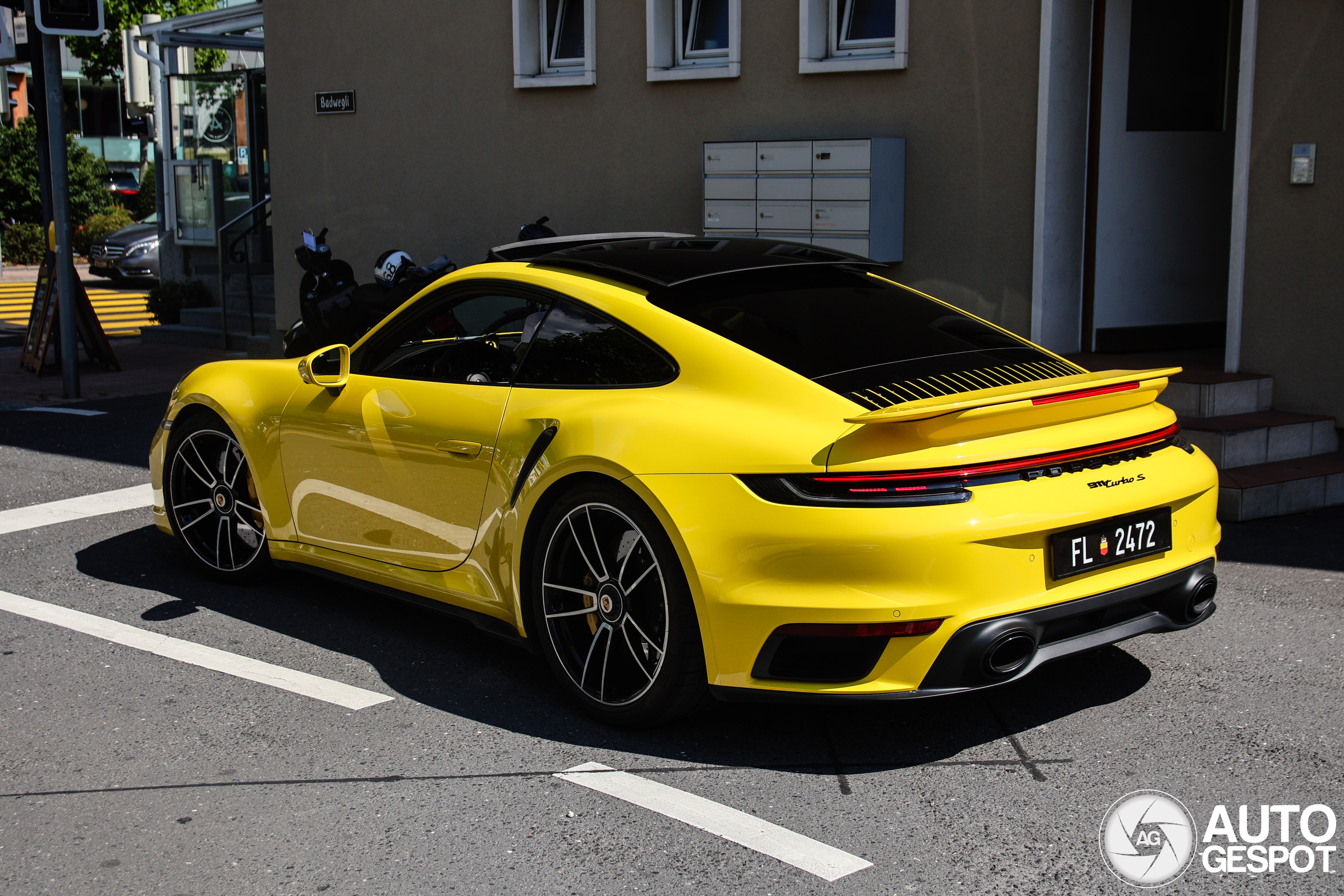 Porsche 992 Turbo S MkI