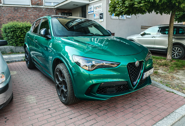 Alfa Romeo Stelvio Quadrifoglio 2023