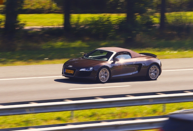 Audi R8 V10