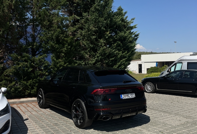 Audi RS Q8 2024