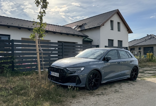 Audi RS3 Sportback 8Y 2025