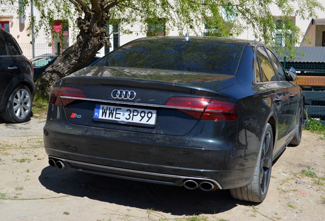 Audi S8 D4